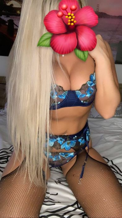 Снять девушку по вызову: как найти ночную бабочку без посредников и не попасть в ловушку